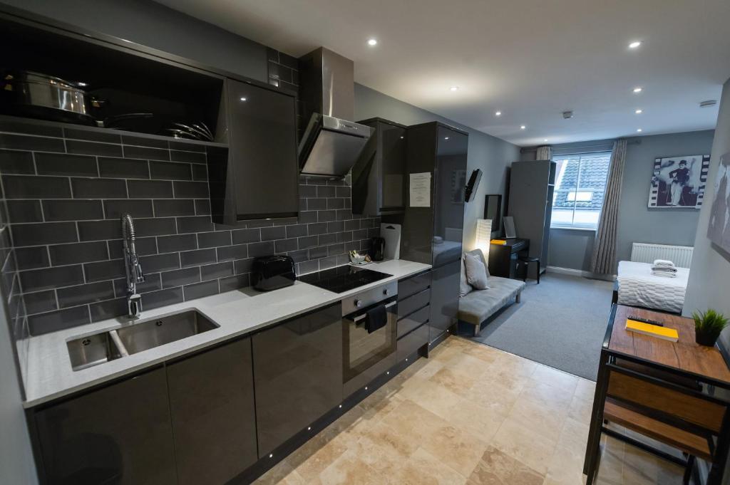St Benedicts Apartments room 6